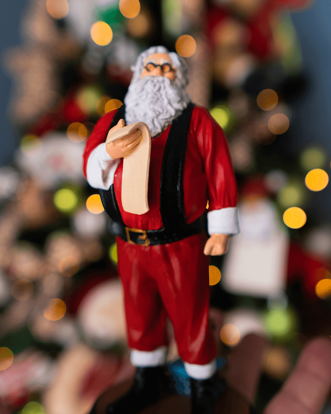 Weihnachtsmann Statue "Der Festliche Bote"