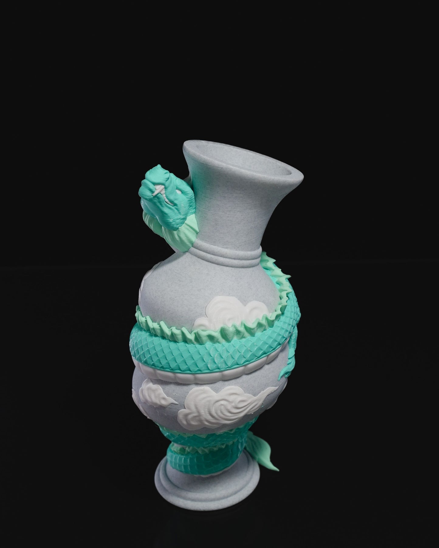 Drachenumwickelt Vase / Weiß