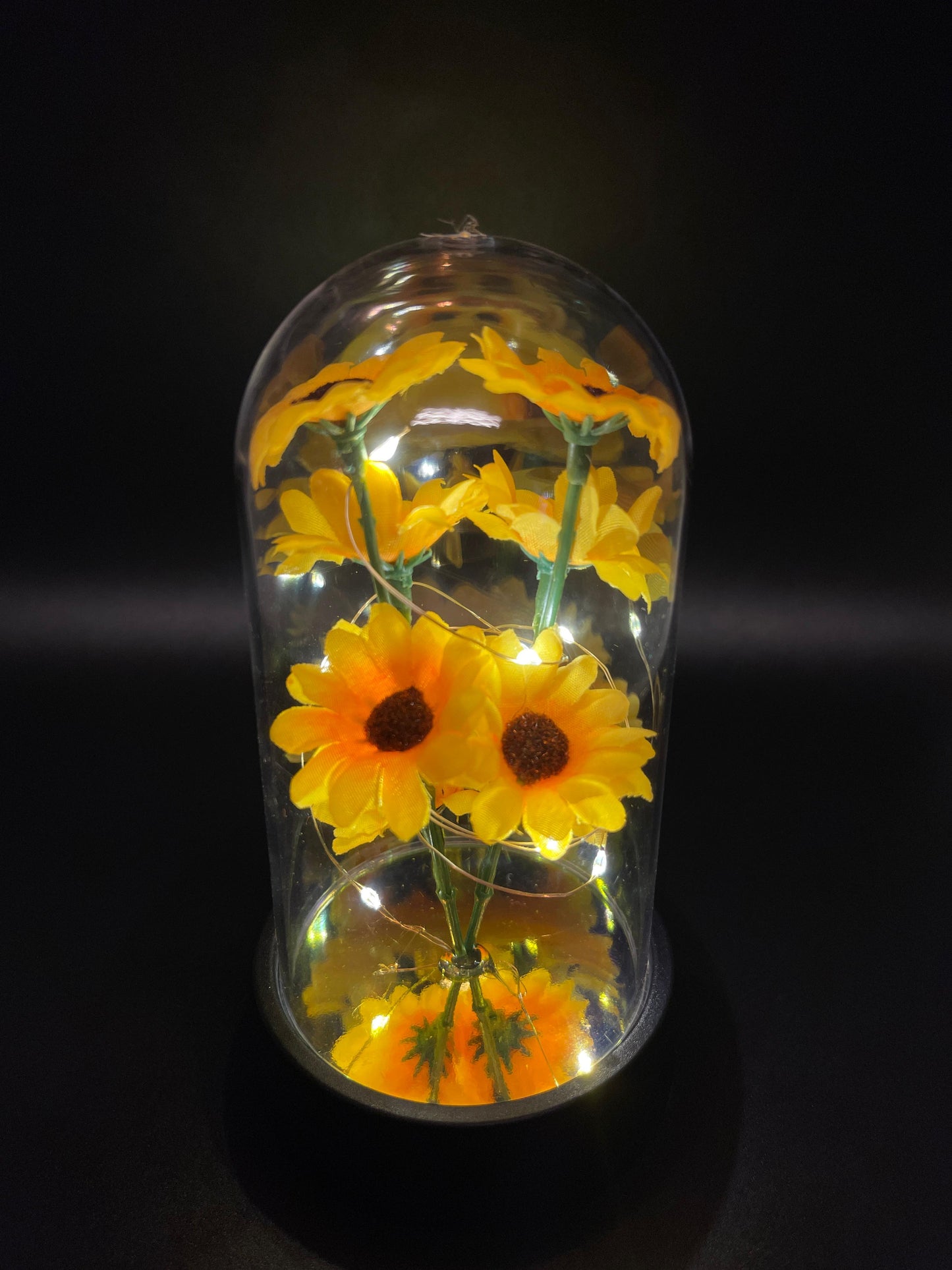 Leuchtende Sonnenblume in Acryl-Glashaube – Stimmungsvolle LED-Deko – Perfektes Geschenk für jeden Anlass