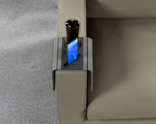 Erster Halt – Couch-Armlehnenablage