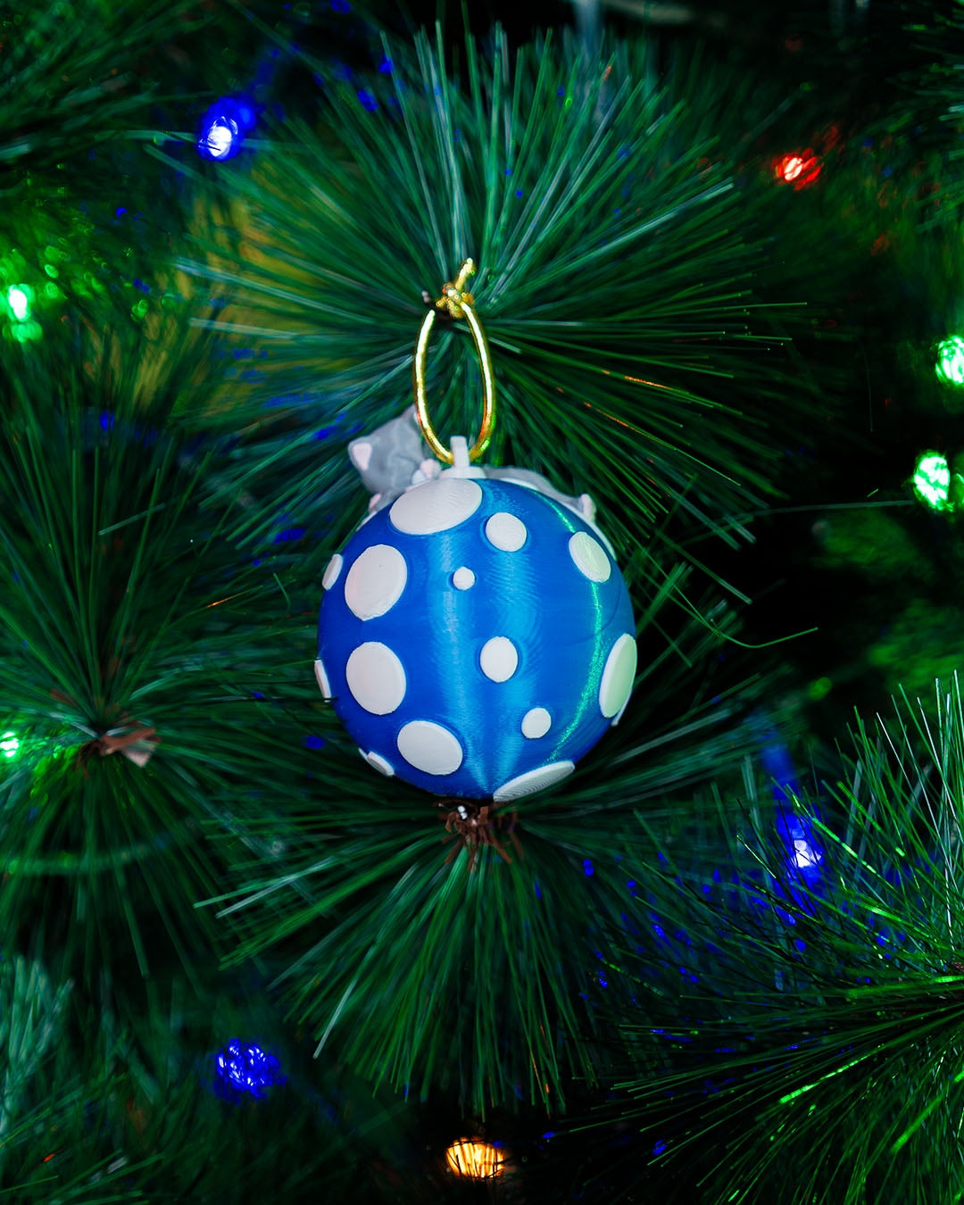 Christbaumkugel "Friedliche Schlafkatze"