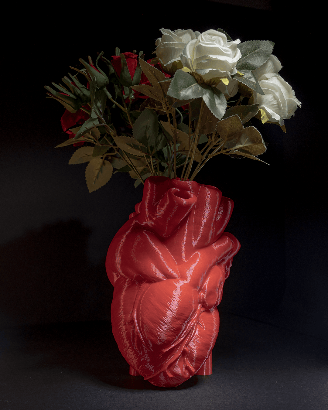 Realistische Herzvase